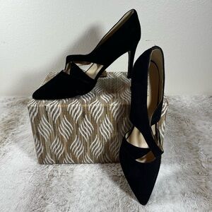 Nine West ToDieFor Black Suede Leather Pointed Toe Heels Size 12M